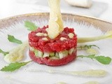 Ricetta Tartara di battuto di Fassona padana con sedano e cialda di Castelmagno d’Alpeggio