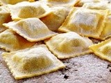 Agnolotti fatti in casa con sugo