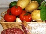 Maccheroni con sugo di salame