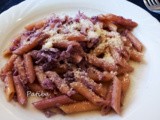 Penne al salmone e cavolo cappuccio rosso