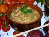 Zuppa rustica di ceci, fagioli e farro