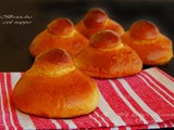 Μπριοσ με κοτσο απο την σικελια // brioche col tuppo