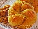  λουλουδακια  με ταχινι και καρυδια  ♦♦  fiorellini lievitati alla tahina e noci