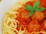 Σπαγκετtι με κεφτεδακια σε κοκκινη σαλτσα   ♦♦  spaghetti alle polpettine in sugo