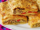 Πρασοπιτα με χωριατικο λουκανικο  ♦♦  torta di porri e salciccia in pasta filo