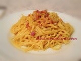 I tagliolini con salsa allo zafferano e speck