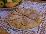 Crostata coperta con marmellata di pere
