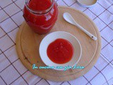 Ketchup fatto in casa con pomodoro fresco