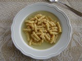 Passatelli in brodo di gallina