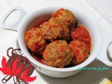 Polpette con salsiccia nel sugo