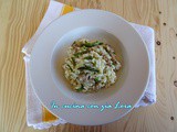 Risotto con asparagi selvatici e salsiccia