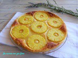 Torta di pasta sfoglia e ananas fresco