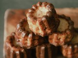 Cannelé salati con pomodori secchi