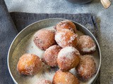 Frittelle alla ricotta, profumate all’arancia, anice e vaniglia