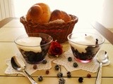 Colazione siciliana - granita alle more con brioche