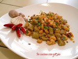 Gnocchi di castagne con pesto e gamberetti