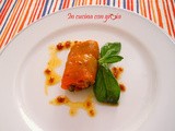 Involtini di peperoni piccanti con salsiccia