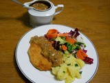 JÄGERSCHNITZEL ovvero schnitzel con JÄGERSOßE