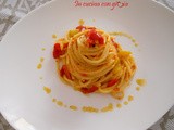 Pasta con crema di peperoni e curry