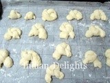 Garlic Knots - Italian recipe