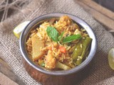 Cauliflower Masala Pulao - Easy Lunch Box Recipes