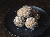 Jowar Dates Laddu / Cholam Maavu Ladoo