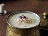 Pal Payasam / Rice Kheer (Rice & Milk Pudding)