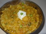 Cauliflower and Peas Gravy