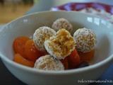 Apricot Coconut Balls (Vegan, Paleo)