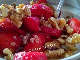 Greek yogurt, strawberries, oats, walnuts, honey breakfast