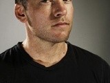 Hottie Spotting!  Sam Worthington