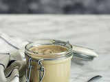 Kako napraviti tahini (pastu od susama) / How To Make Homemade Tahini