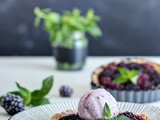 Mini tart sa kupinama / Mini tart with blackberries