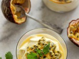 Mus od bele čokolade sa marakujom / White Chocolate Mousse with Passion Fruit