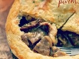 Pot pie sa miksom gljiva i pivom