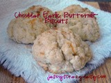 Cheddar Garlic Buttermilk Biscuits {My take on Red Lobster's Cheddar Biscuits}