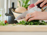 5 Essential Kitchen Tools for Home Cooking