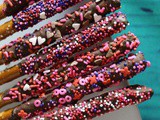 Valentine’s Day Chocolate Pretzels & Lunchbox Ideas