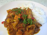 Fruity and intense chicken, sweet potato & cauliflower curry