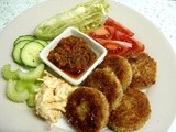 Salmon Fish Cakes with 805 Foods' Hot Monika Sauce