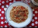 Linguini con salsa di pomodoro