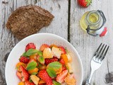 Strawberry halloumi salad and trying to get back on track