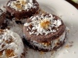 Putu Ragi (Steamed Millet Cake)