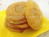 Sweet swirl pooris