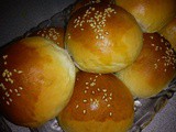 Chicken serunding buns