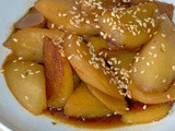 Meatless Dish-Braised Potatoes With White Carrots