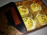 Pastry mooncake with mungbean/meat floss