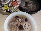 Peanuts lotus root pork ribs soup [莲藕汤]