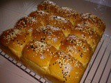 Pumpkin buns
