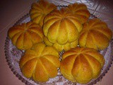 Pumpkin shape bread buns